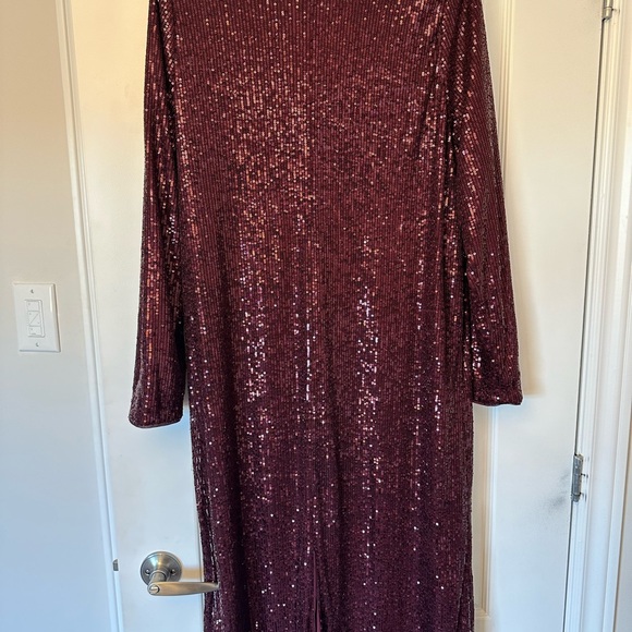 H&M Wine colour sequin dress - Picture 2 of 2